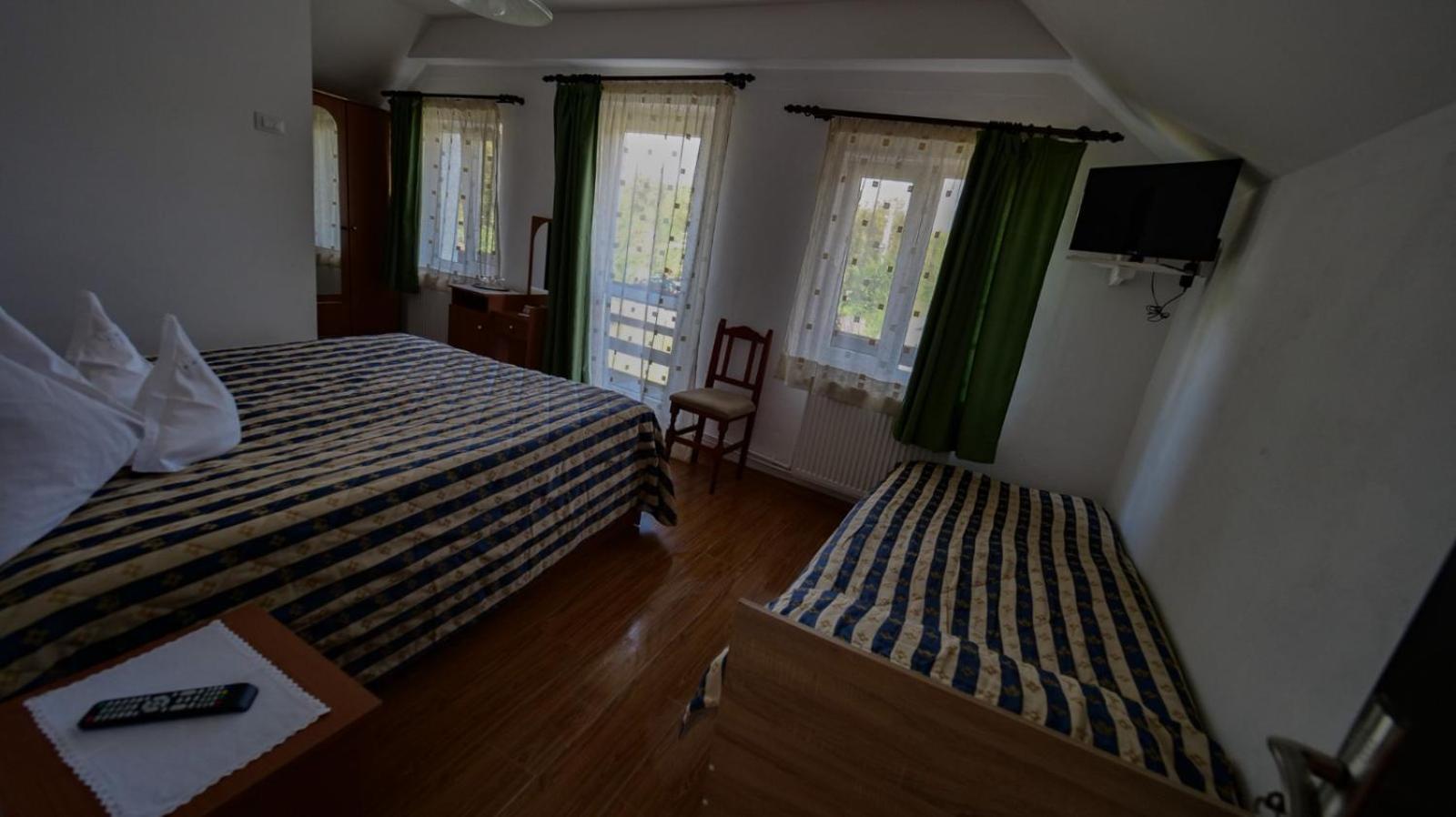 Pensiunea Casa Ghica Valea Salciilor Luaran gambar